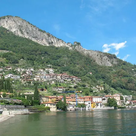 펜션 Locazione Turistica Casa Il Falco